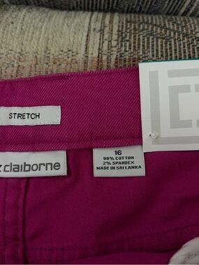 NWT Liz Claiborne Cool Fuchsia Braided Waist Shorts